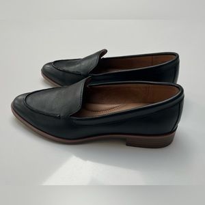 NWOB aerosoles east side loafers black leather sz 6